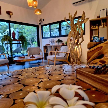 Thiptara Resort - Adults Only 湄南海滩 外观 照片