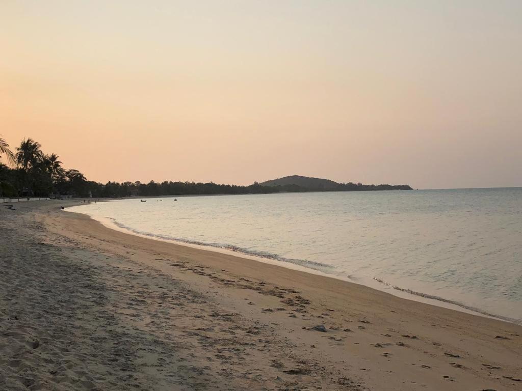 Thiptara Resort - Adults Only 湄南海滩 外观 照片