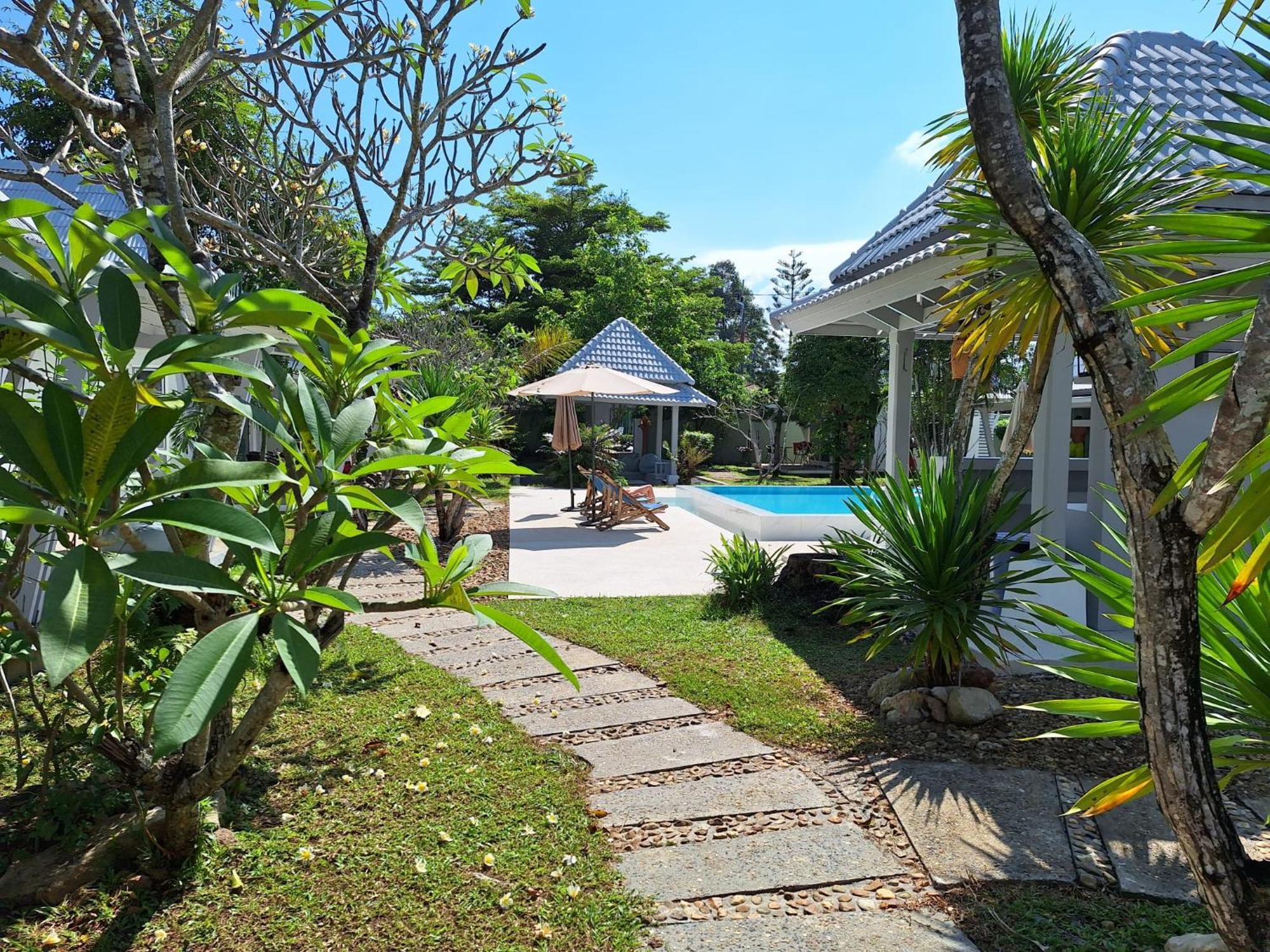 Thiptara Resort - Adults Only 湄南海滩 外观 照片