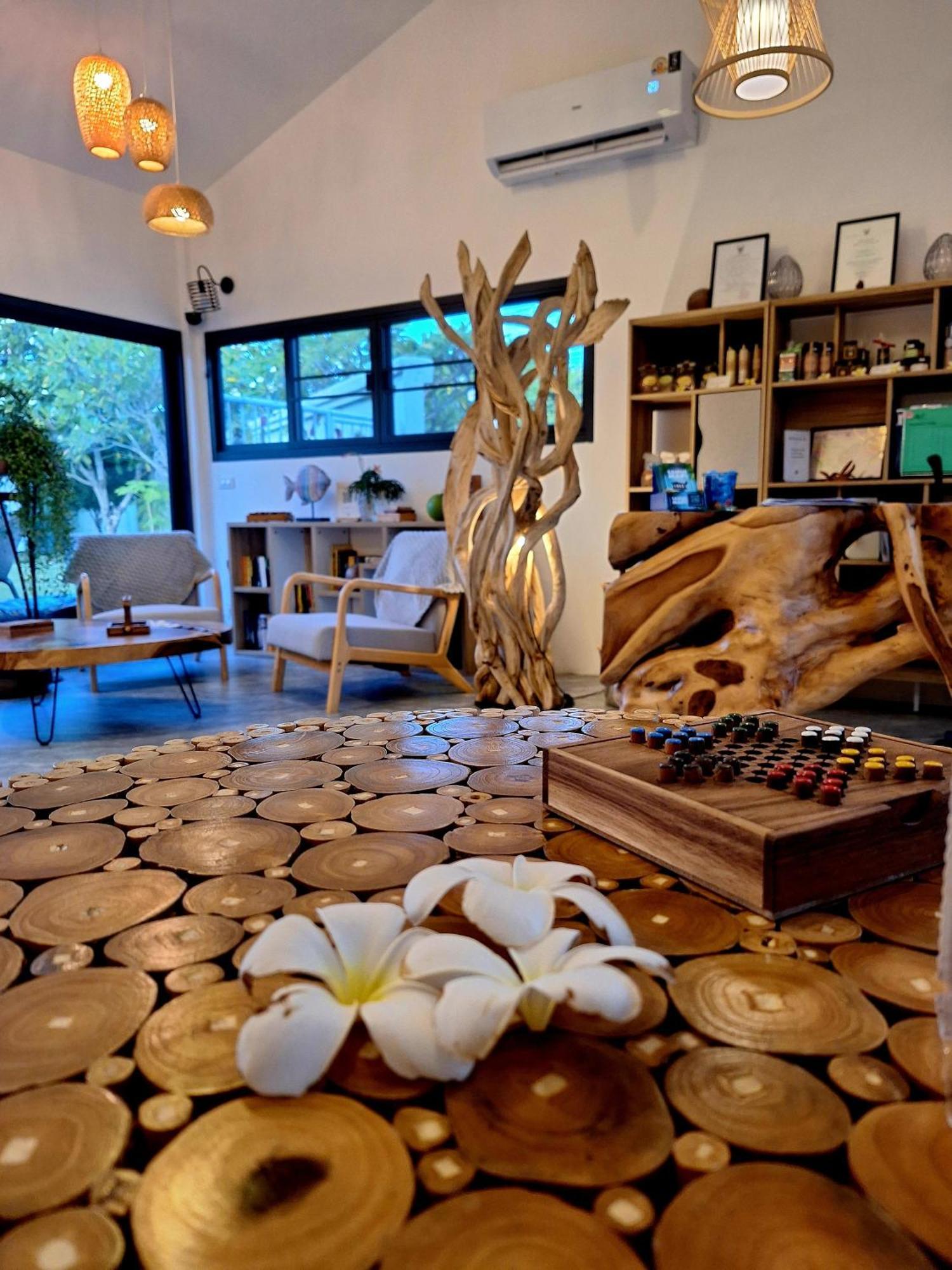 Thiptara Resort - Adults Only 湄南海滩 外观 照片